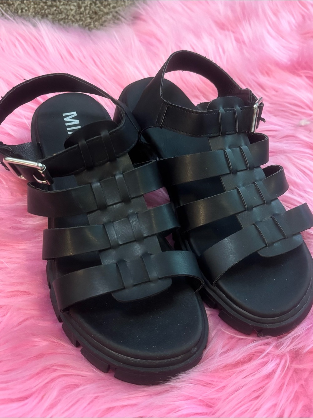 MIA Kids Havien Black Lug Sole Gladiator Sandals Size 5